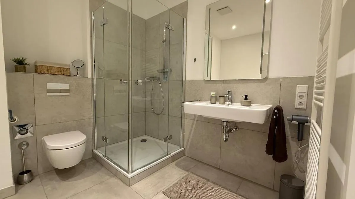 Penthouse With Roof Terrace - Central, Quiet Location هانوفر شقة